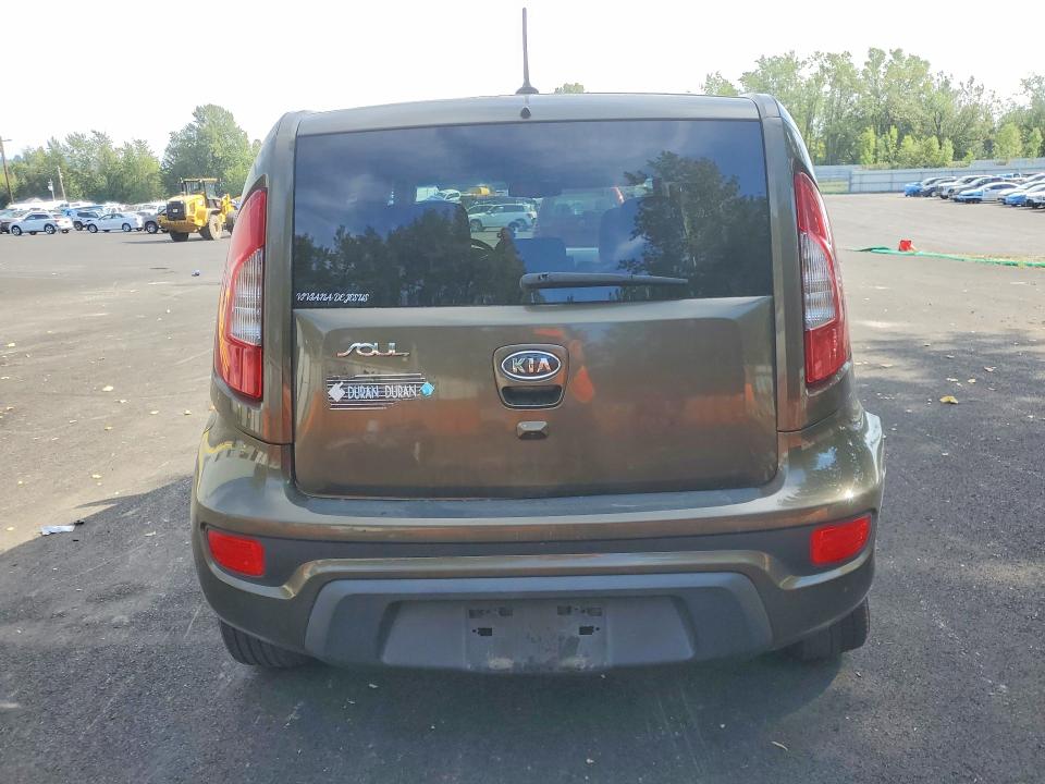 Photo 6 from auction – 2012 KIA SOUL with VIN KNDJT2A65C7372441