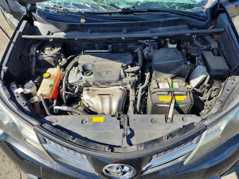 Photo 12 from auction – 2015 TOYOTA RAV4 with VIN 2T3RFREV9FW285719