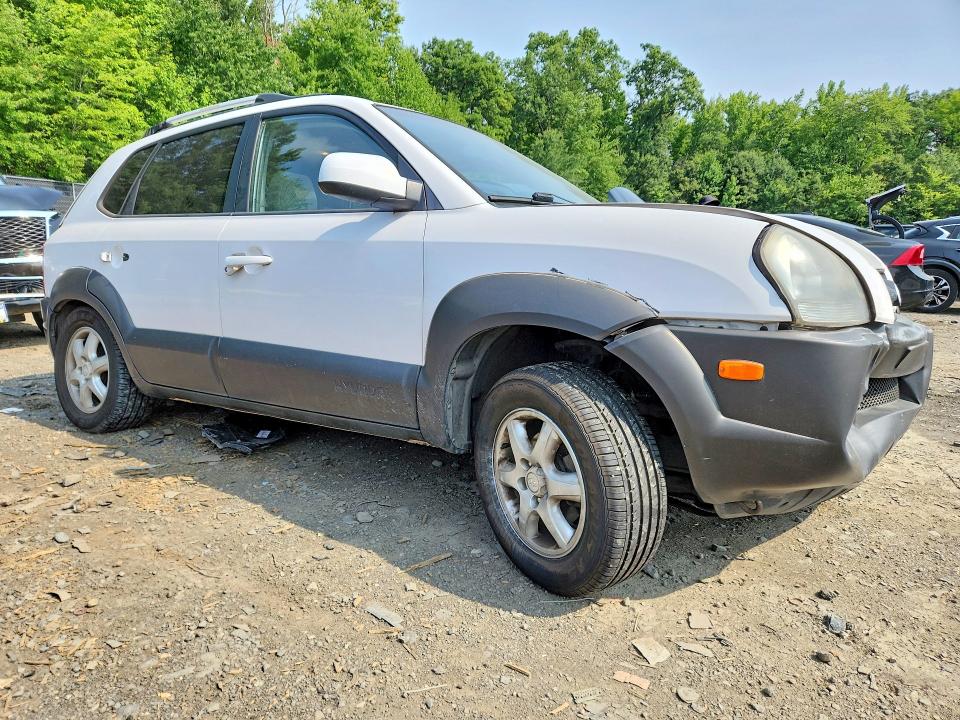 Photo 4 from auction – 2005 HYUNDAI TUCSON with VIN KM8JN12D35U141880