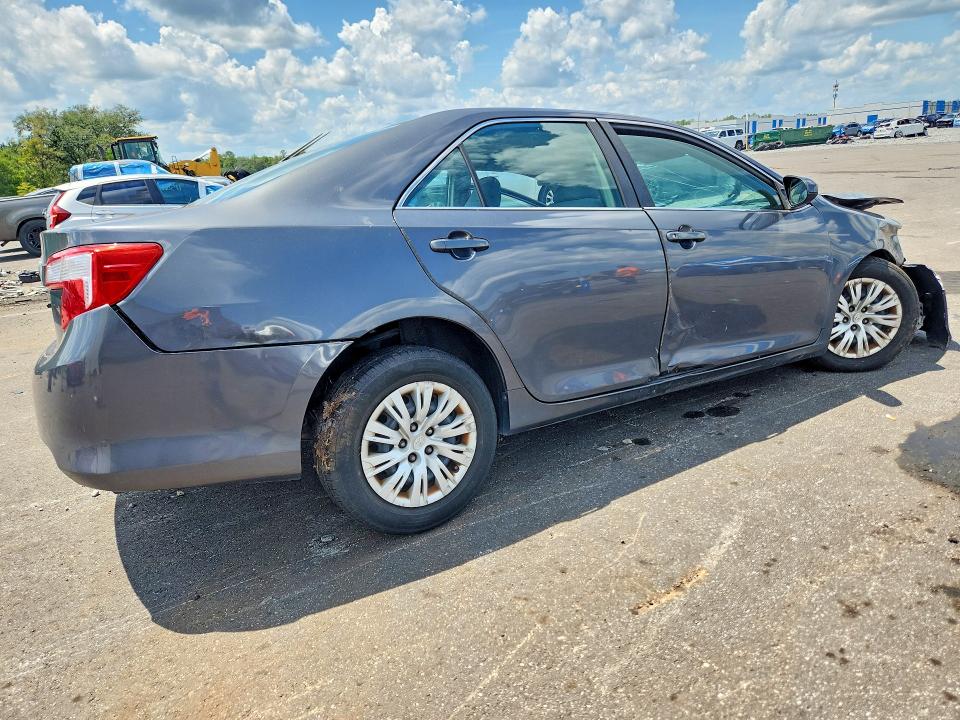 Photo 3 from auction – 2012 TOYOTA CAMRY with VIN 4T1BF1FK6CU615845