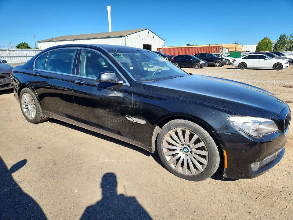 Photo 4 from auction – 2009 BMW 750 with VIN WBAKB83599CY57208