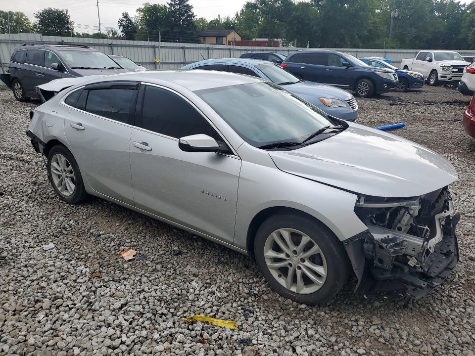 Photo 4 from auction – 2018 CHEVROLET MALIBU with VIN 1G1ZD5ST4JF209541