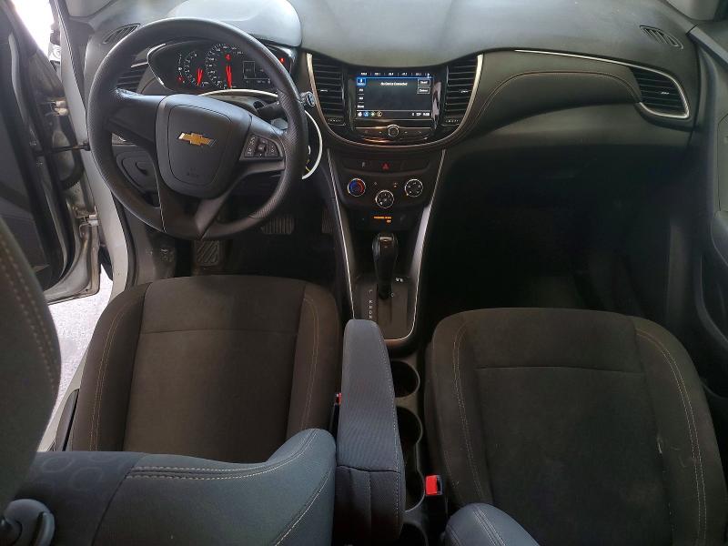 Photo 8 from auction – 2018 CHEVROLET TRAX with VIN KL7CJNSB0JB718690