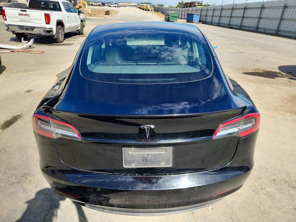 Photo 6 from auction – 2022 TESLA MODEL 3 with VIN 5YJ3E1EA5NF370276