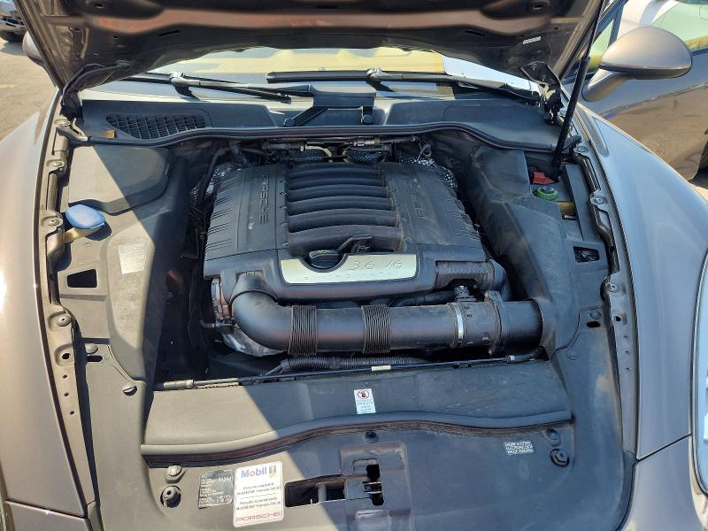 Photo 11 from auction – 2011 PORSCHE CAYENNE with VIN WP1AA2A29BLA09325