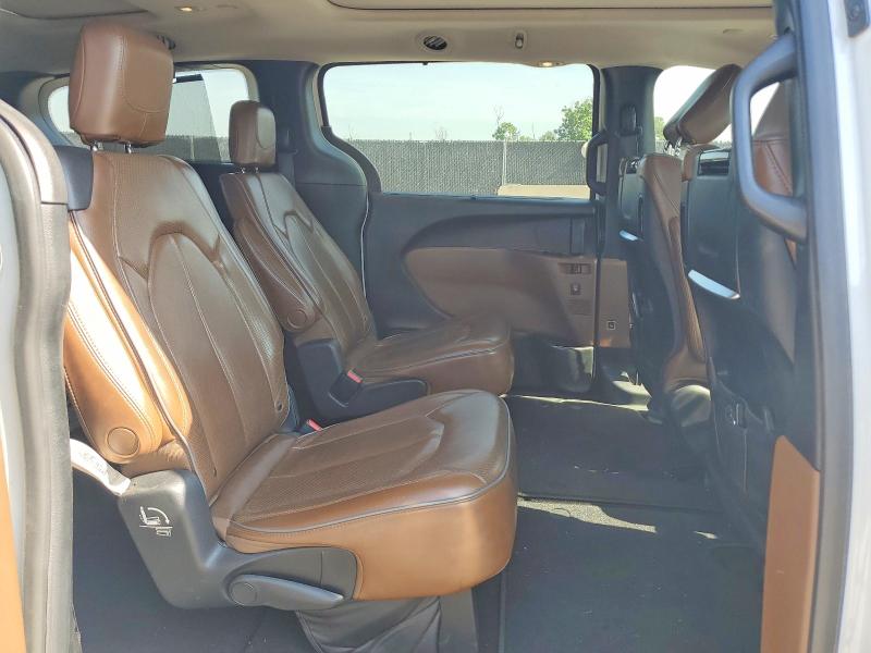 Фото 11 с аукциона – 2018 CHRYSLER PACIFICA с VIN 2C4RC1GG1JR354365