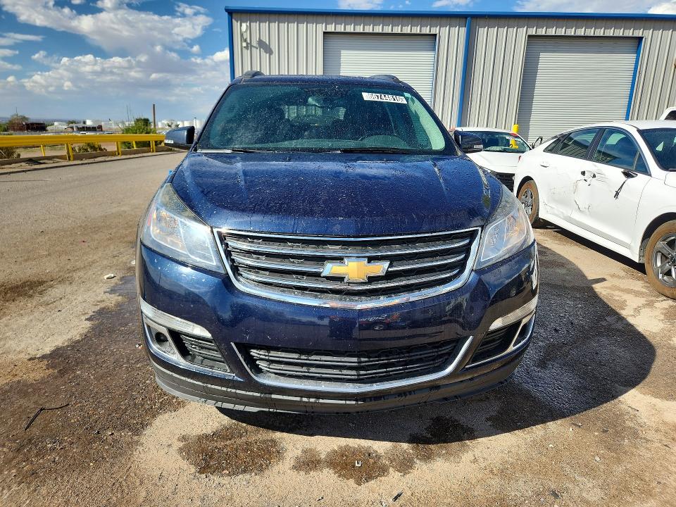 Photo 5 from auction – 2017 CHEVROLET TRAVERSE with VIN 1GNKVHKDXHJ108325