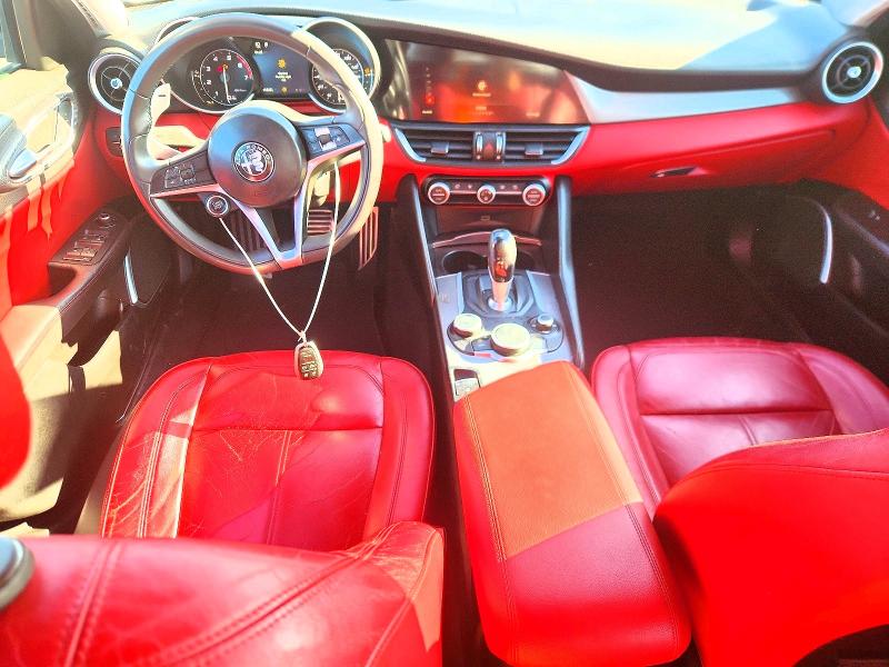 Photo 8 from auction – 2017 ALFA ROMEO GIULIA with VIN ZARFAEBN9H7532191