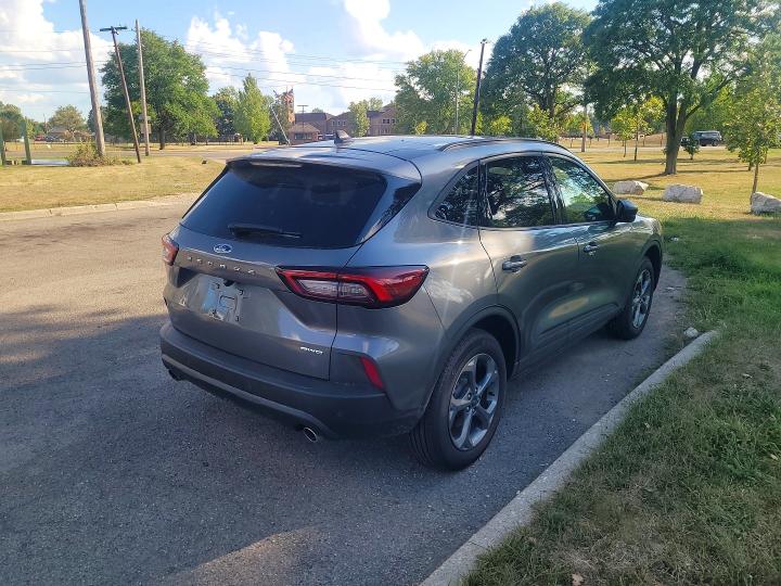 Photo 4 from auction – 2025 FORD ESCAPE with VIN 1FMCU9MN4SUA16785