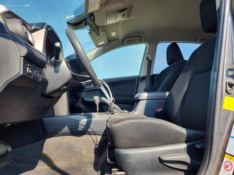 Photo 7 from auction – 2018 TOYOTA RAV4 with VIN JTMBFREV9JJ748239