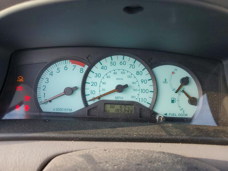 Photo 9 from auction – 2003 TOYOTA COROLLA with VIN JTDBR32E932000919