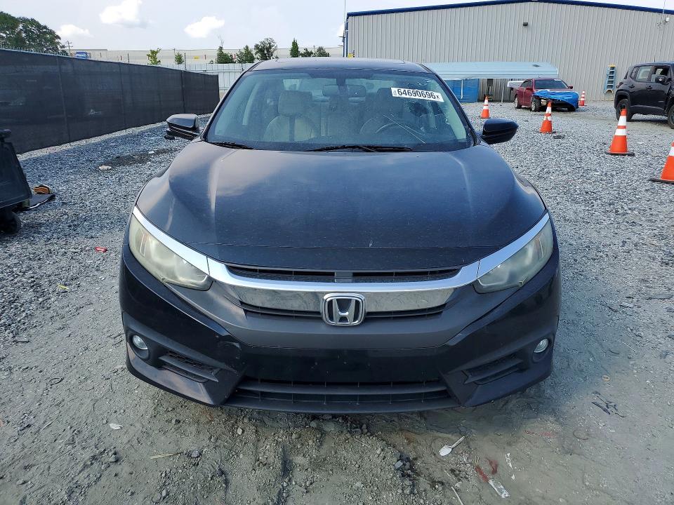 Photo 5 from auction – 2016 HONDA CIVIC with VIN 2HGFC1F76GH636098