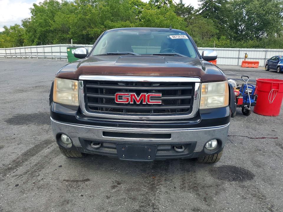 Photo 5 from auction – 2011 GMC SIERRA with VIN 1GTR2VE36BZ124497