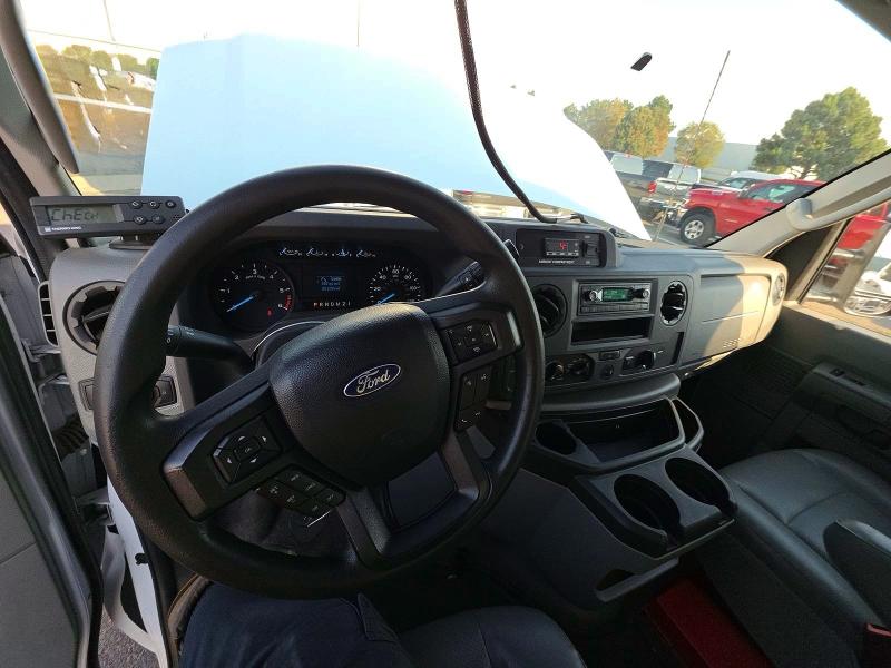 Photo 9 from auction – 2023 FORD ECONOLINE with VIN 1FDWE3FK9PDD08532