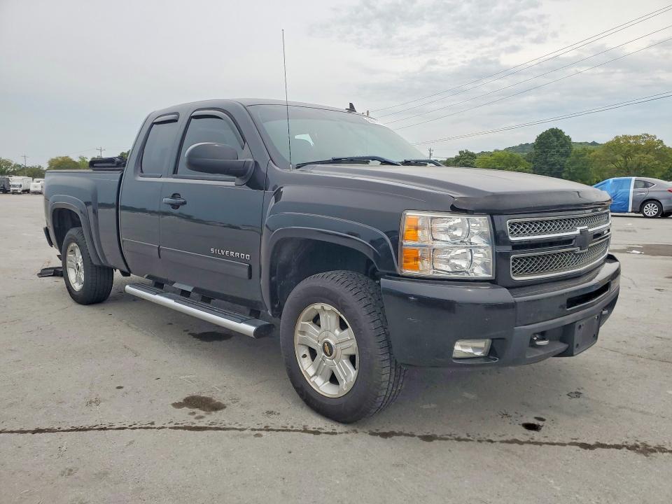 Photo 4 from auction – 2013 CHEVROLET SILVERADO with VIN 1GCRKSE72DZ394279