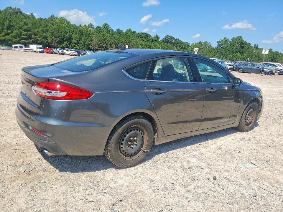 Foto 3 de la subasta – 2019 FORD FUSION con VIN 3FA6P0HD8KR112437