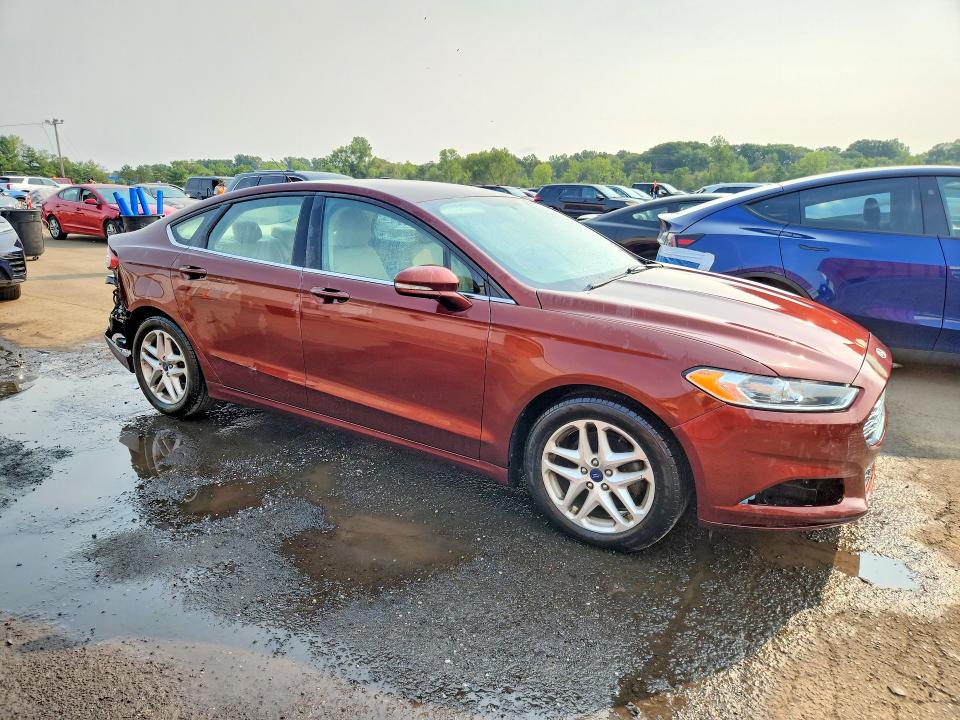 Photo 4 from auction – 2016 FORD FUSION with VIN 3FA6P0H72GR390512