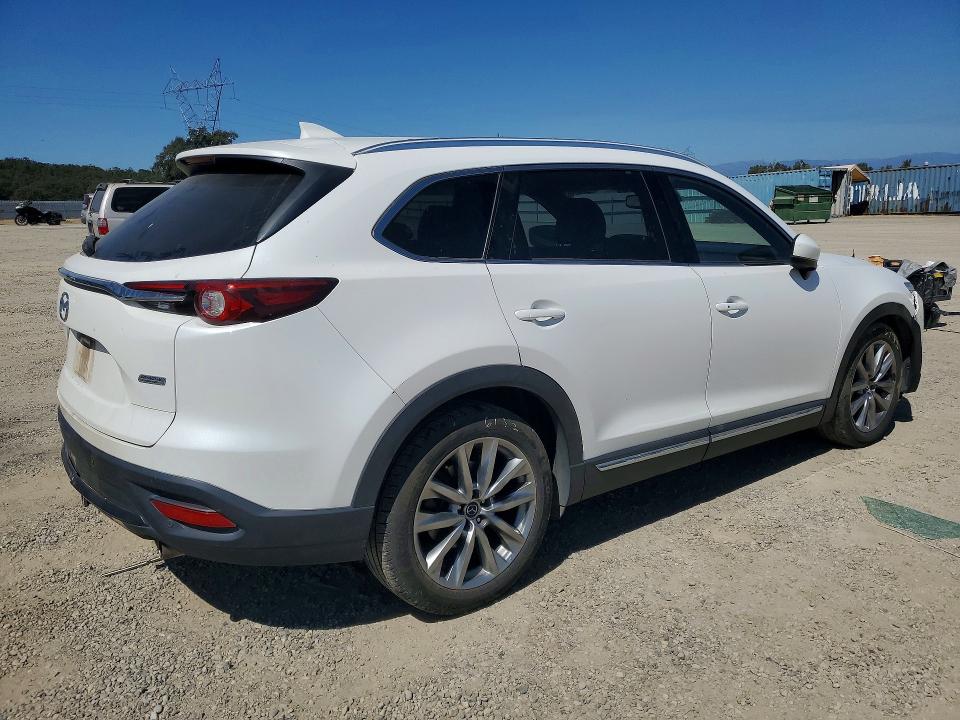 Photo 3 from auction – 2017 MAZDA CX-9 with VIN JM3TCBDY8H0143247