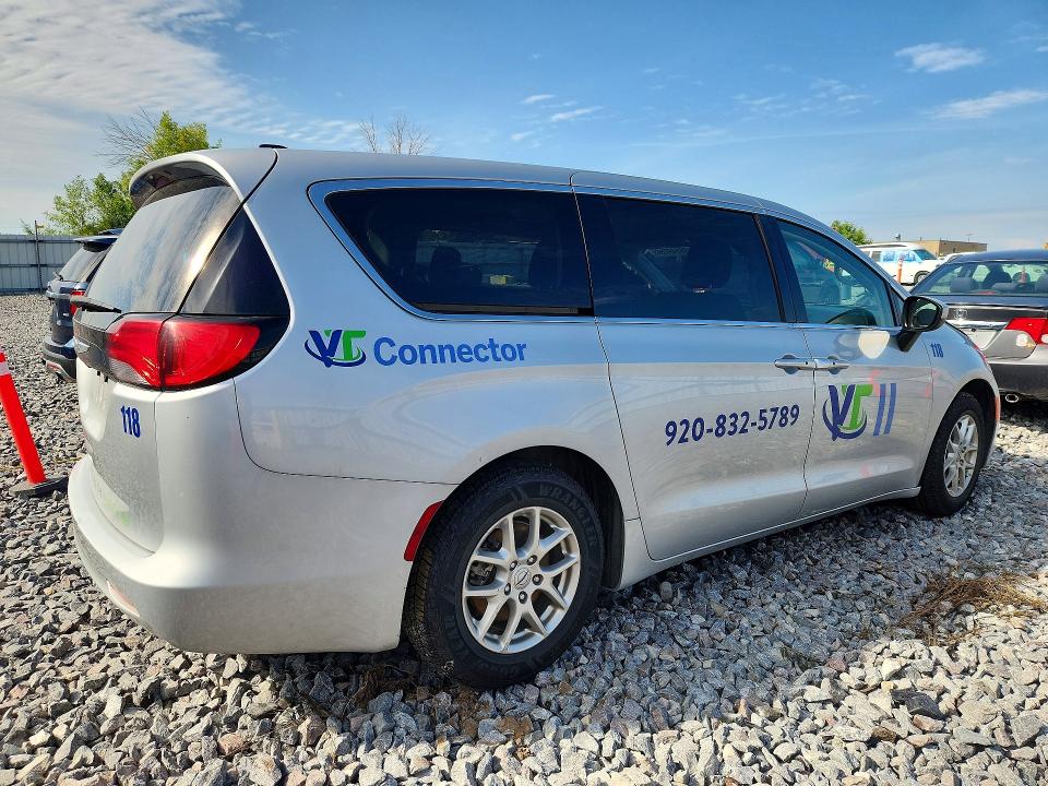 Photo 3 from auction – 2022 CHRYSLER VOYAGER with VIN 2C4RC1CG6NR215599