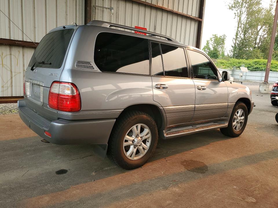 Photo 3 from auction – 2004 LEXUS LX with VIN JTJHT00W543540038
