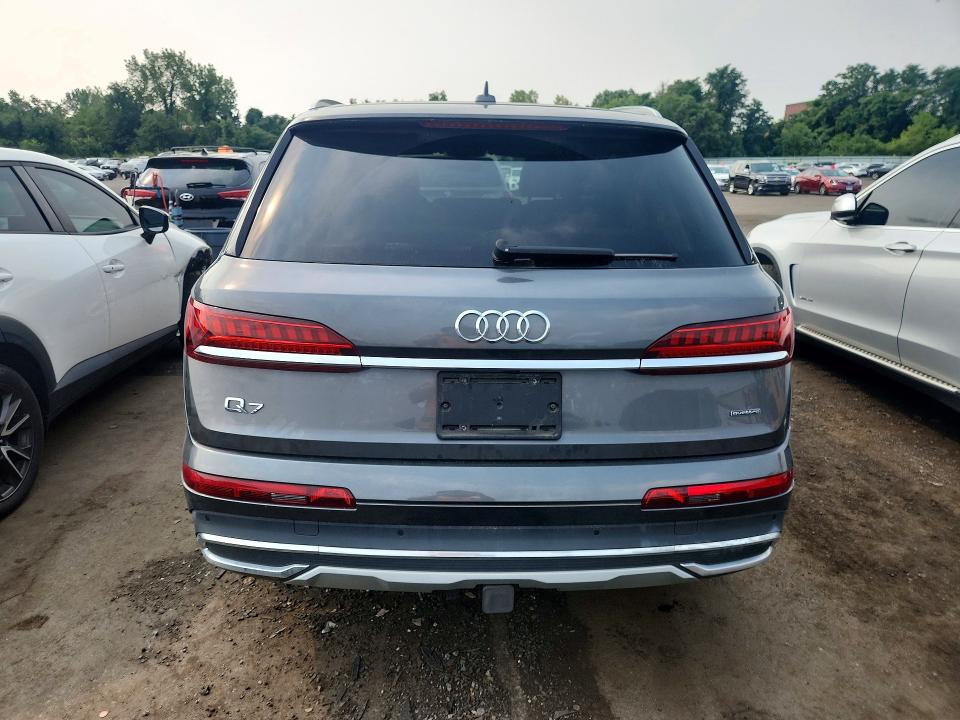 Photo 6 from auction – 2021 AUDI Q7 with VIN WA1LXBF79MD023813