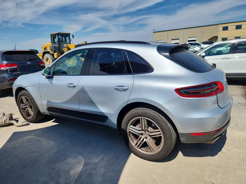 Photo 2 from auction – 2015 PORSCHE MACAN with VIN WP1AB2A51FLB64495