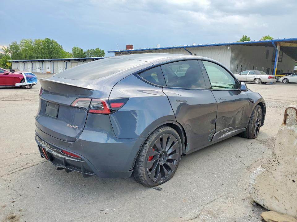 Photo 3 from auction – 2023 TESLA MODEL Y with VIN 7SAYGDEF3PF866079
