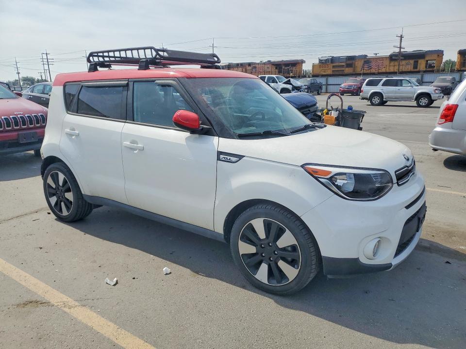 Photo 4 from auction – 2017 KIA SOUL with VIN KNDJP3A5XH7436790