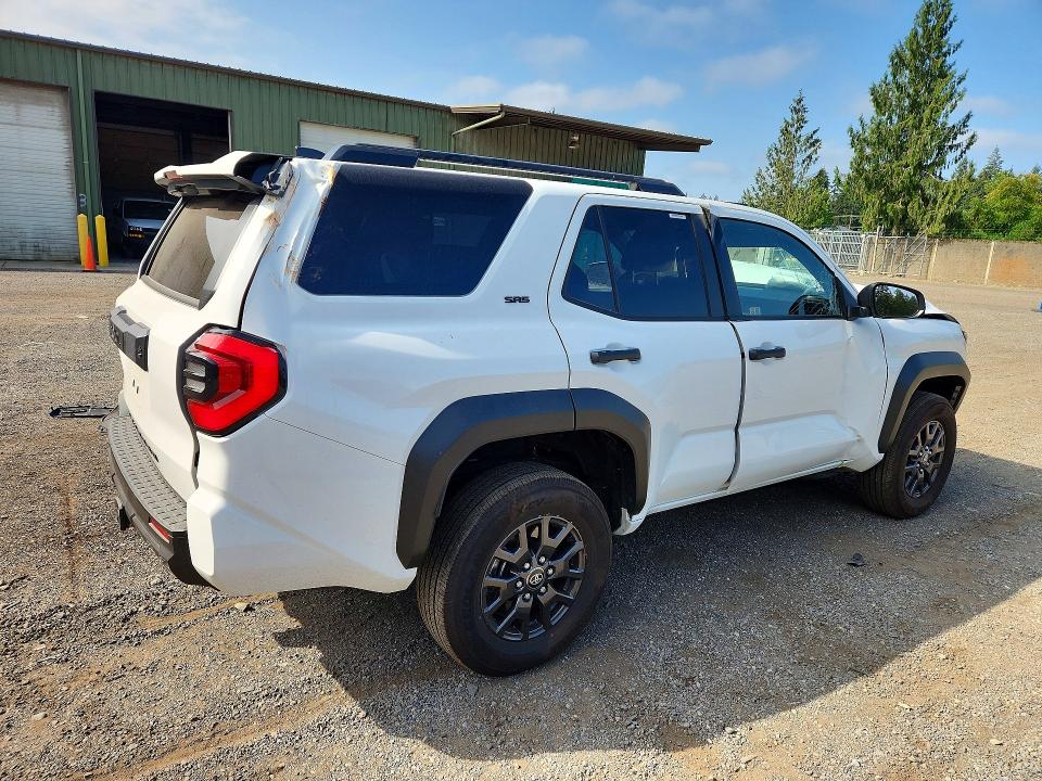 Photo 3 from auction – 2026 TOYOTA 4RUNNER with VIN JTEVA5BR5T5110265