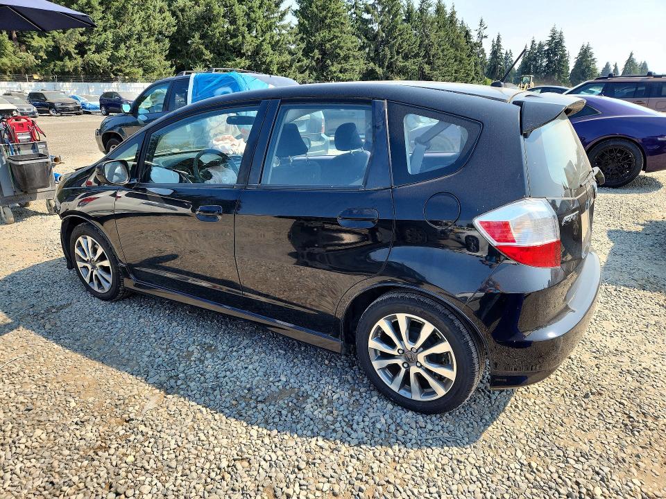 Photo 2 from auction – 2012 HONDA FIT with VIN JHMGE8H5XCC018683
