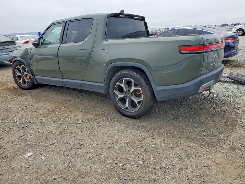 Photo 2 from auction – 2022 RIVIAN R1T with VIN 7FCTGAAL9NN004110