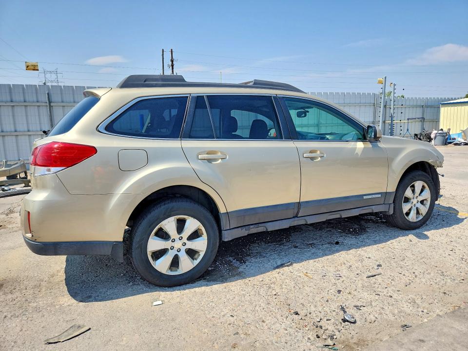 Photo 3 from auction – 2010 SUBARU OUTBACK with VIN 4S4BRCCC6A3311160
