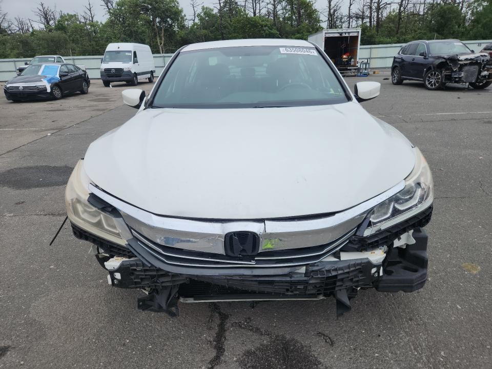 Photo 5 from auction – 2017 HONDA ACCORD with VIN 1HGCR2F5XHA285606