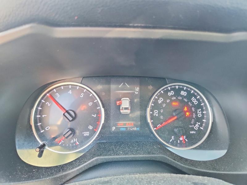 Photo 9 from auction – 2019 TOYOTA RAV4 with VIN 2T3F1RFV8KW047726