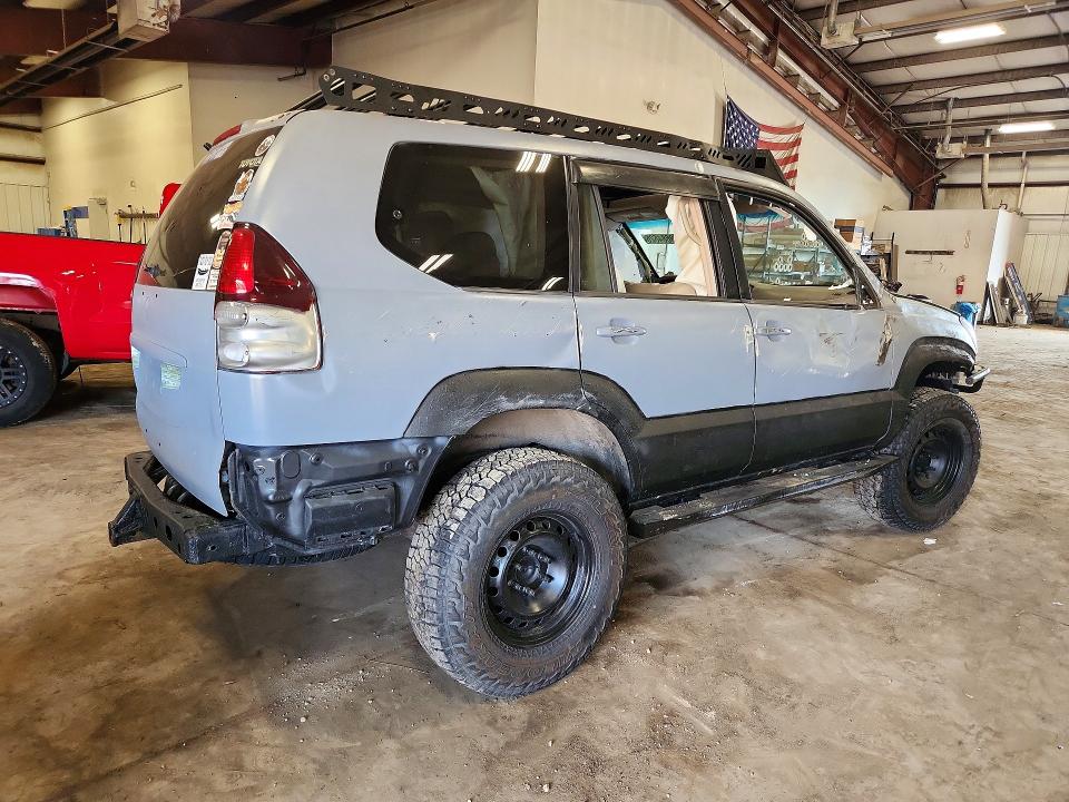 Photo 3 from auction – 2004 LEXUS GX with VIN JTJBT20X140046139