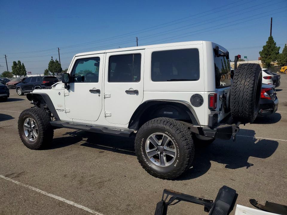Снимка 2 от търг – 2015 JEEP WRANGLER UNLIMITED с VIN 1C4BJWEGXFL641162