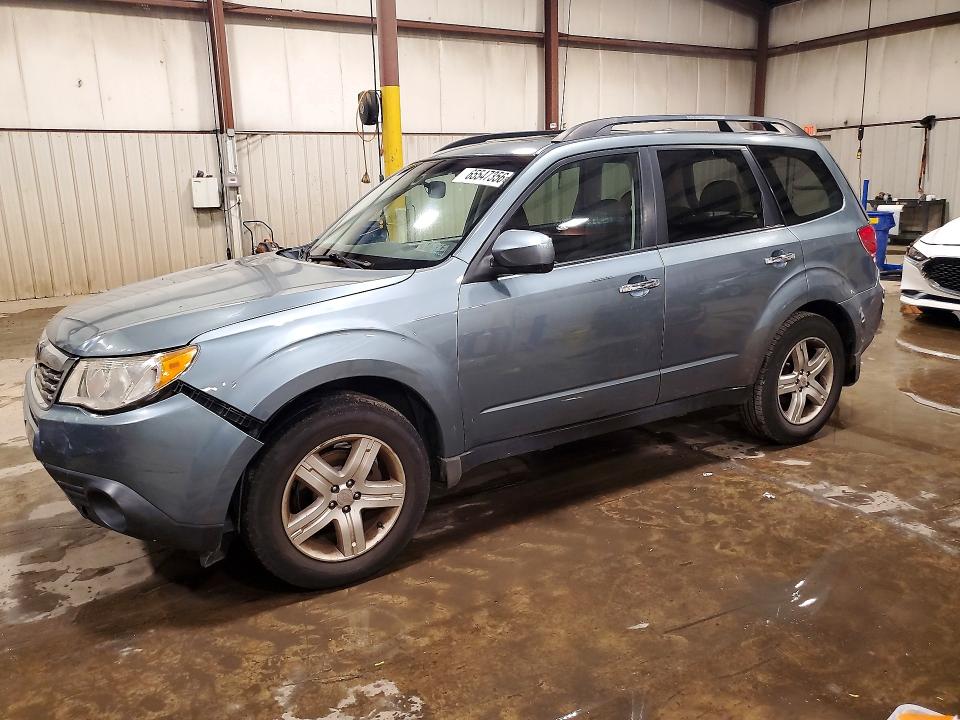SUBARU FORESTER 2010 with VIN JF2SH6DC2AH727878 - Photo from auction