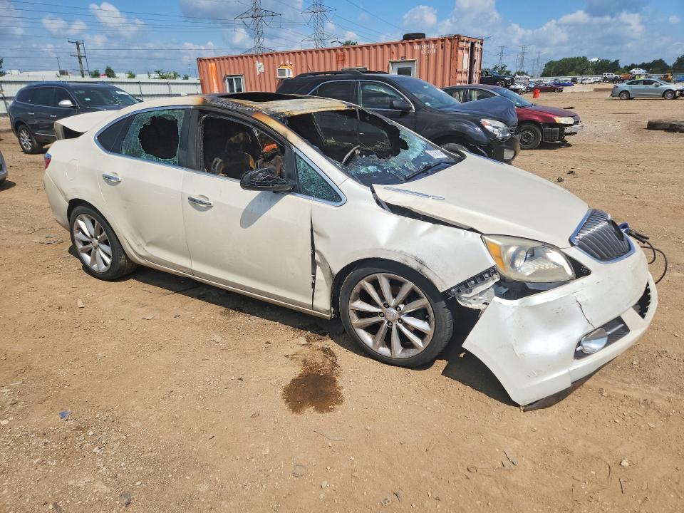Фото 4 с аукциона – 2014 BUICK VERANO с VIN 1G4PS5SK1E4216309