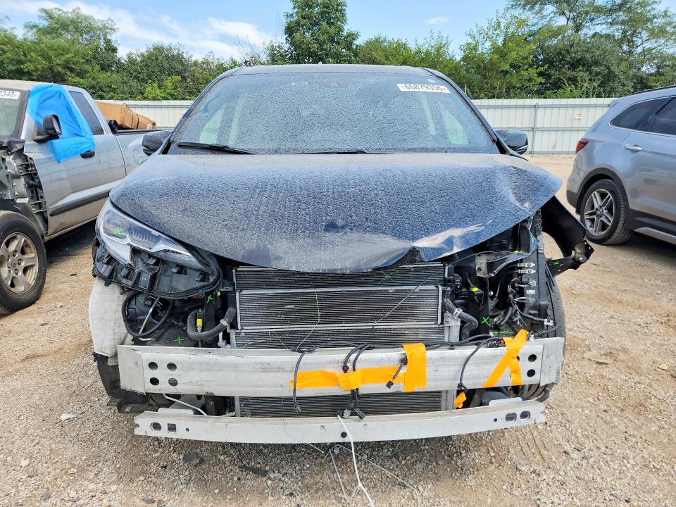 Photo 5 from auction – 2023 TOYOTA SIENNA with VIN 5TDESKFC7PS101296