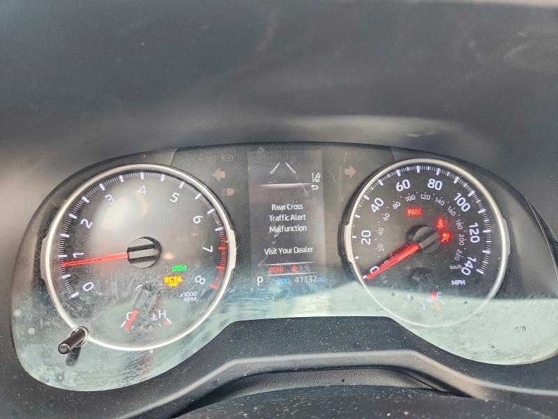 Photo 9 from auction – 2020 TOYOTA RAV4 with VIN 2T3P1RFV0LC138304