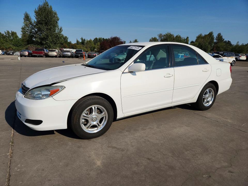 TOYOTA CAMRY 2004 with VIN JTDBE32K240264269 - Photo from auction
