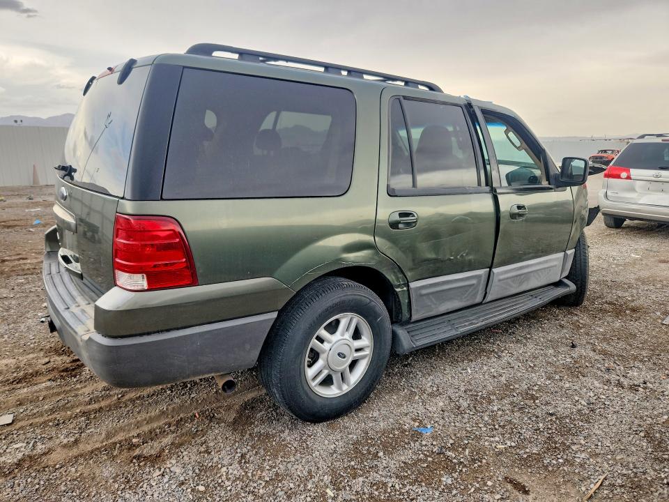 Photo 3 from auction – 2005 FORD EXPEDITION with VIN 1FMPU15535LA11086