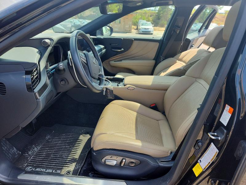 Photo 7 from auction – 2022 LEXUS LS 500 with VIN JTHD51FF7N5016404