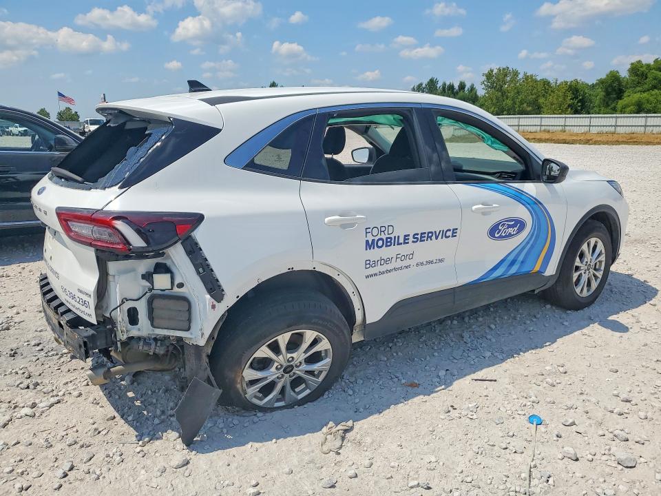 Photo 3 from auction – 2023 FORD ESCAPE with VIN 1FMCU9GN9PUA53270