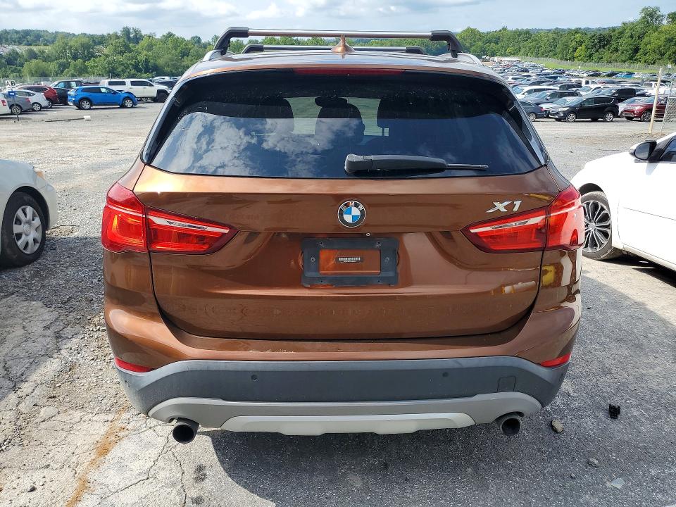 Foto 6 de la subasta – 2016 BMW X1 con VIN WBXHT3C37GP880247