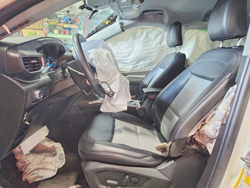 Foto 7 de la subasta – 2022 FORD EXPLORER con VIN 1FMSK8DH9NGA90180