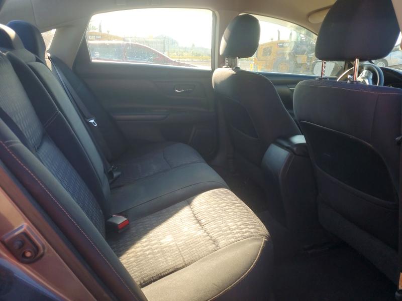 Photo 10 from auction – 2016 NISSAN ALTIMA with VIN 1N4AL3AP2GN350774