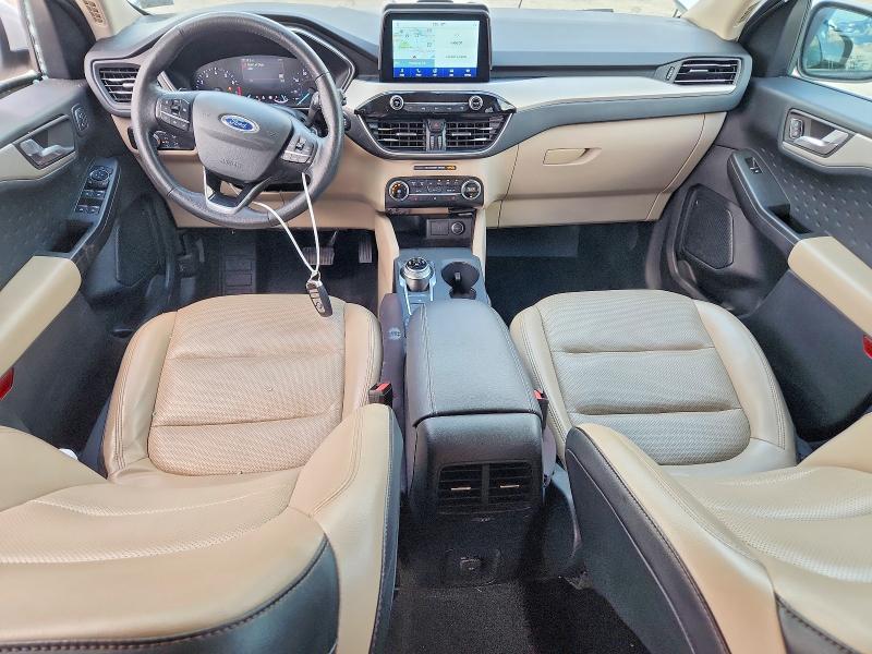 Photo 8 from auction – 2020 FORD ESCAPE with VIN 1FMCU9H96LUA61502