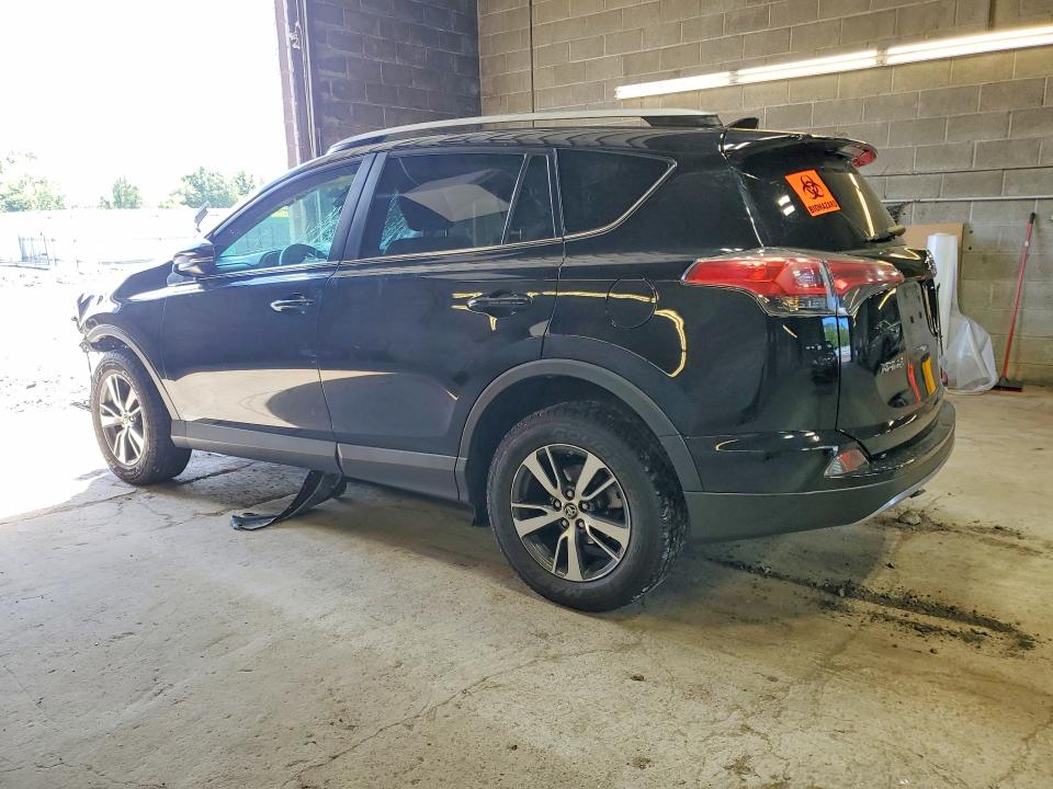 Photo 2 from auction – 2018 TOYOTA RAV4 with VIN 2T3RFREV9JW720750