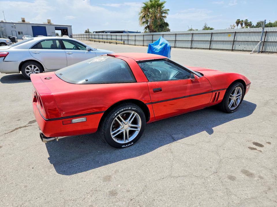 Photo 3 from auction – 1990 CHEVROLET CORVETTE with VIN 1G1YY2388L5105748